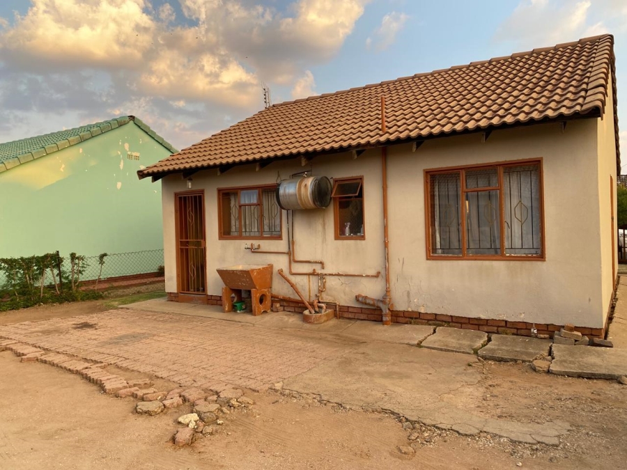 To Let 2 Bedroom Property for Rent in Mmabatho Unit 9 North West
